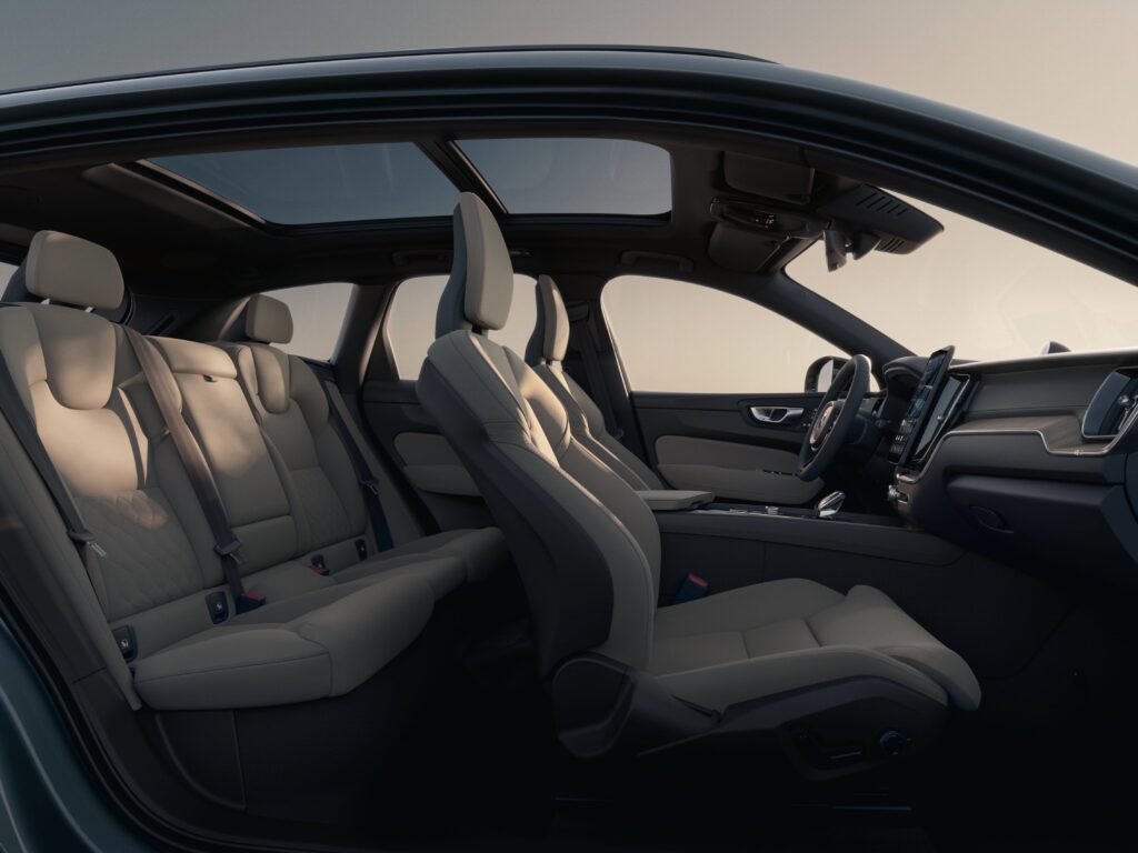 volvo xc60 interior 1